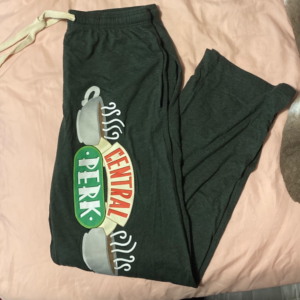 Friends  “Central Perk” lounge button fly pullstring pants